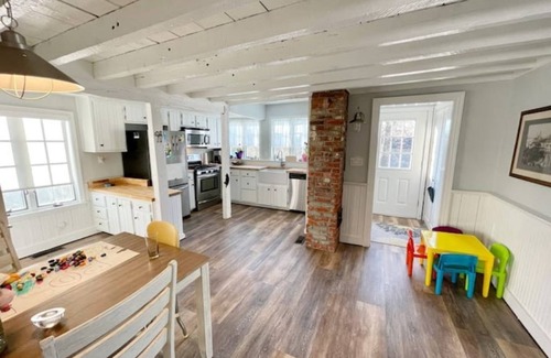 Monmouth Beach House | Charming victorian beach house in the heart of MB