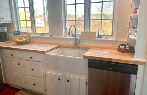 Monmouth Beach House | Charming victorian beach house in the heart of MB