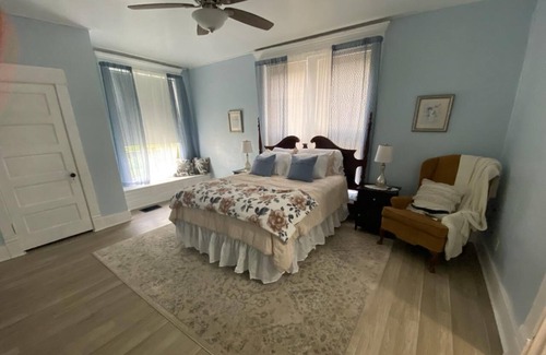 Logansport Apartment | Charming Victorian steps from downtown Logansport.