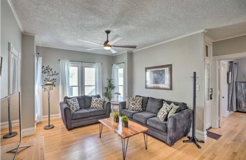 Glens Falls House | Charming Victorian apt ~ 1 mi to dtwn Glens Falls