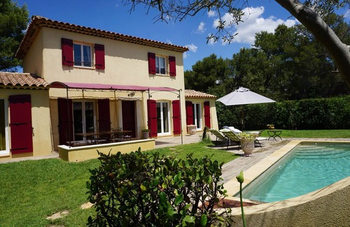 Cornillon-Confoux Villa | Charming Villa with Pool, close to The Alpilles