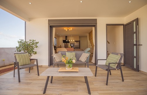 Plateau Goyave Villa | Charming villa between sea and mountains, ideal for friends or family