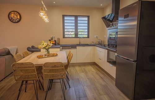 Plateau Goyave Villa | Charming villa between sea and mountains, ideal for friends or family