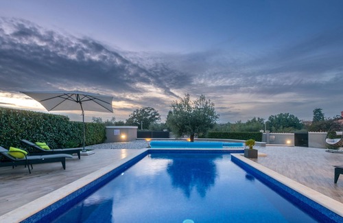 Filipana Villa | Charming villa Caerus with heated pool, sauna, children's playground