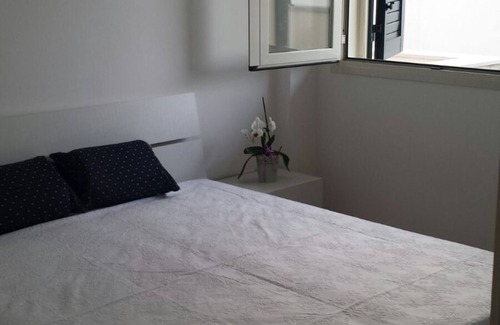 Roca Vecchia House | Charming Villa Front Sea