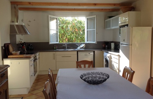 Rognes Villa | Charming villa in peace on 16000 m ² of ground with swimming pool