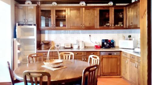 Castro Daire Villa | Charming Villa in Vila Seca with Private Pool