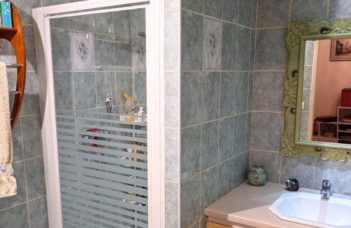 Capdrot Villa | Charming Villa Overllooking Plaza in Monpazier