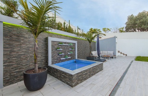 Albufeira Villa | Charming villa w/BBQ & heatable pool, Albufeira