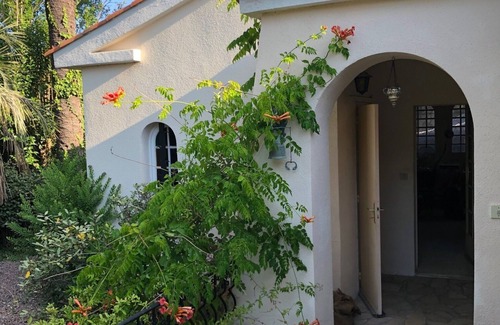 Boulouris-sur-Mer Villa | Charming villa with swimming pool 100 metres from the beach in Boulouris