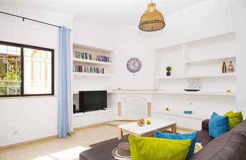 Guia Villa | CHARMING VILLA WITH HEATED PRIVATE POOL, AIR COND, BBQ AND Wi-Fi