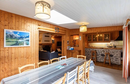 Cauterets House | Charming Village House with Private Courtyard, Fireplace & WiFi