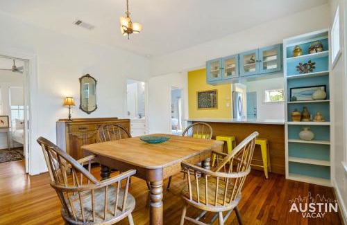 Barton Heights House | Charming Vintage House in Zilker with Hot Tub and Parking