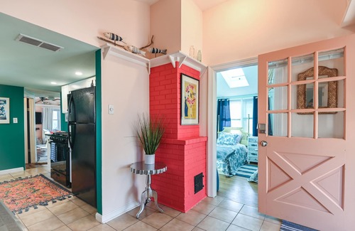 North East Cottage | Charming Waterfront Cottage with Private Boat Dock