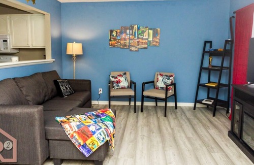 Portsmouth House | Charming, Waterfront Townhome with a View of Downtown. Pet-Friendly!