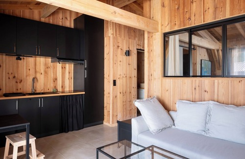 Audenge House | Charming wooden dwelling