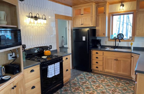 Wakefield House | Charmingly renovated 1920's ski cottage in Indian Village in Wakefield.