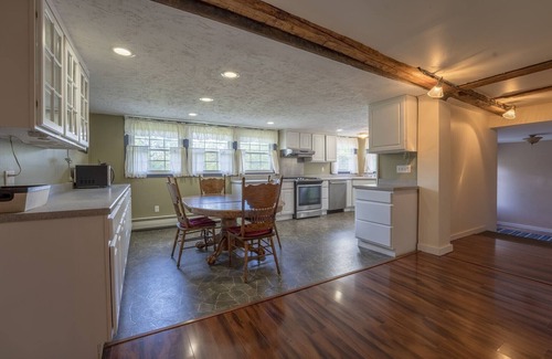 Bethlehem House | Charmingly updated 4-bedroom 4-bath mansion w/views in fabulous White Mountains