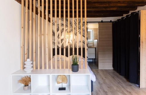 Chartres Apartment | Chartres - Le Pont Bouju - Vue sur L'Eure