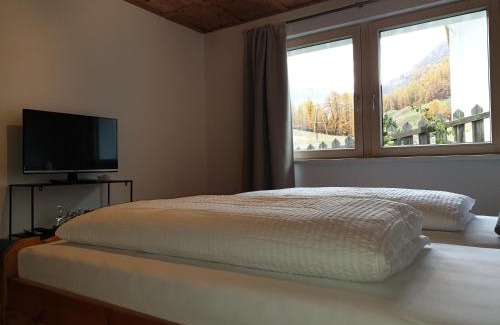 Ravaisch Apartment | Chasa Max