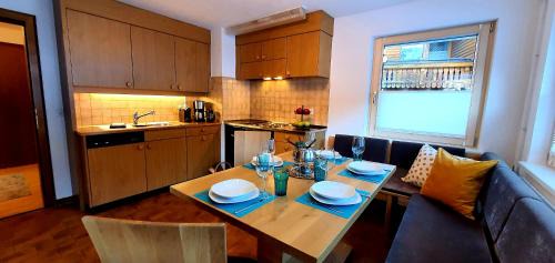 Ravaisch Apartment | Chasa Max