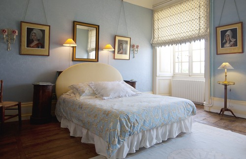 Saint-Junien-les-Combes Other | Chateau de Sannat: privatize the west wing, with park, pool and tennis court