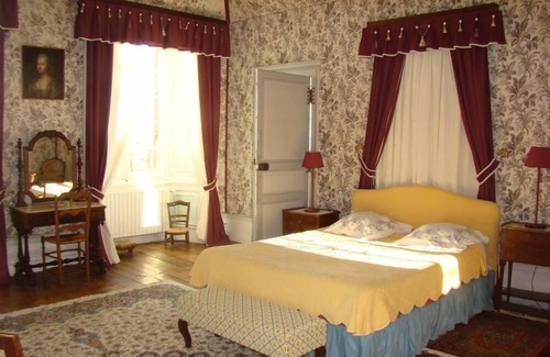 Saint-Junien-les-Combes Other | Chateau de Sannat: privatize the west wing, with park, pool and tennis court