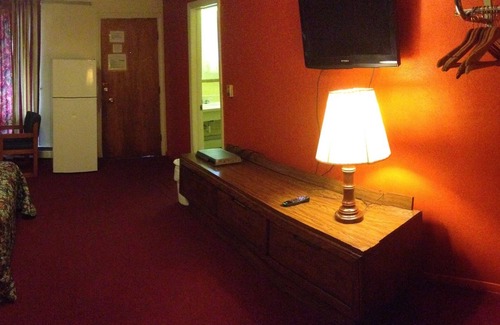 Grand Island Hotel | Chateau Motor Lodge