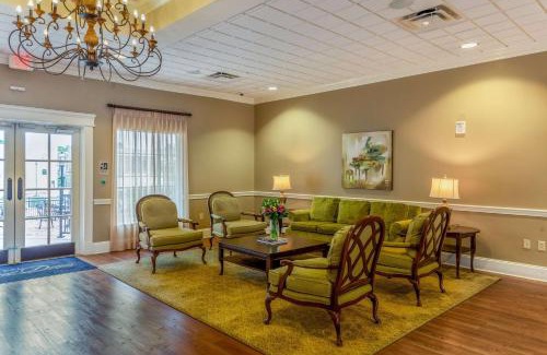 Downtown Historic Hotel | Chateau Saint Denis Hotel