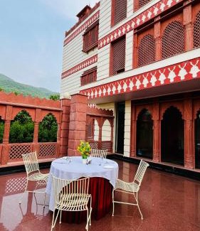 Pushkar Hotel | Chauhan Sheraton Resort