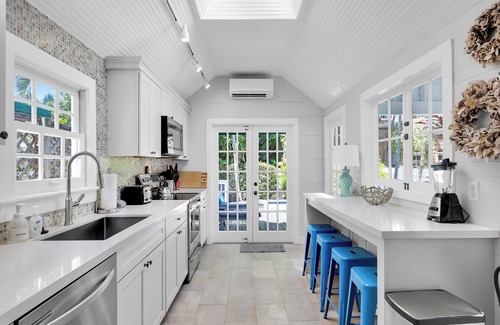 Key West Historic District House | ~CHAVEZ HOUSE~ The private pool and lanai are a Key West dream come true!