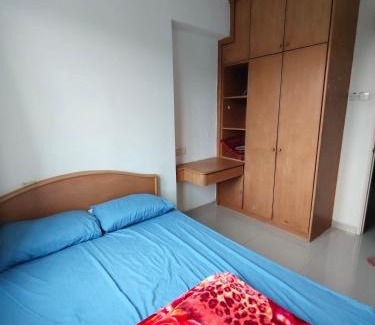 Gelugor Bed & Breakfast | cheap room near USM Georgetown