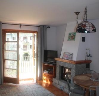 Benasque Apartment | CHECK-IN CASAS Luana
