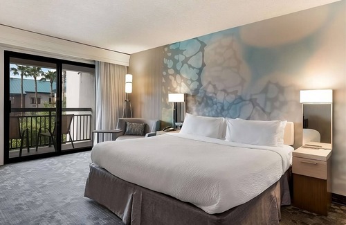 Tempe Hotel | Check Out Desert Botanical Gardens! Downtown Location, Onsite Pool, Pets Allowed