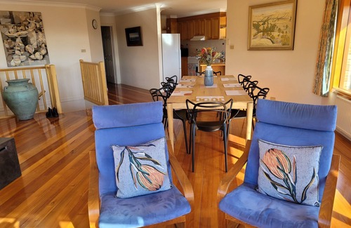 Marysville House | Cheeky school holiday getaway - Spring Special at Robley Views!