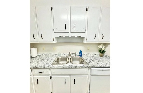 Myrtle Grove House | Cheerful 3bd/2ba near Navy Base