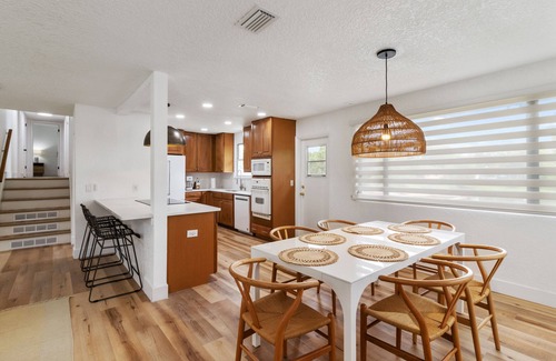 Orlando House | Cheerful 4-bedroom POOL Home, Next to Universal