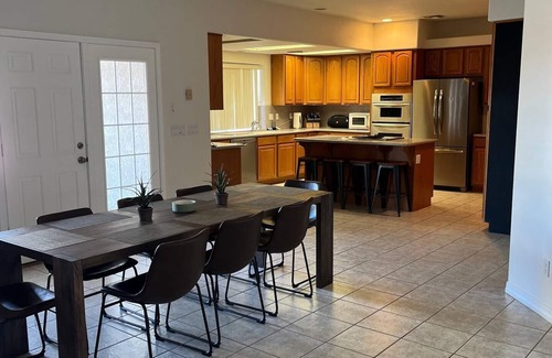 Mohave Valley House | Cheerful 5 Bedroom Home with pool!