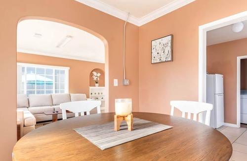Floral Park House | Cheerful, Cozy 1-Bedroom Home with Free gated Parking on premise