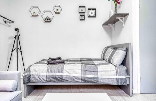 Moseley Apartment | Cheerful Flat In Moseley With Free Parking