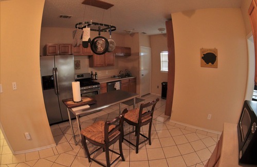 Nemo House | Cheerful Ranchette Overlooking Lake Whitney!