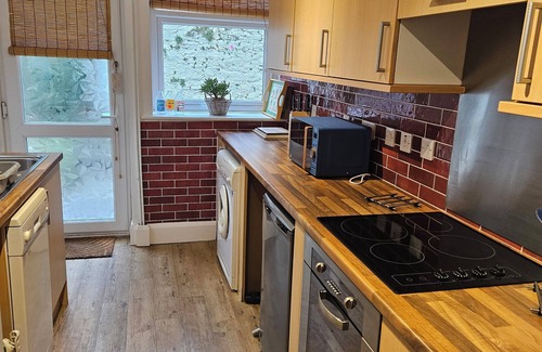 Ruardean Cottage | Cheerful two bedroom cottage in the Forest of Dean