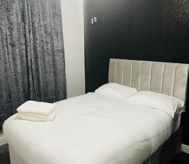 Manchester Hotel | Cheetham hill