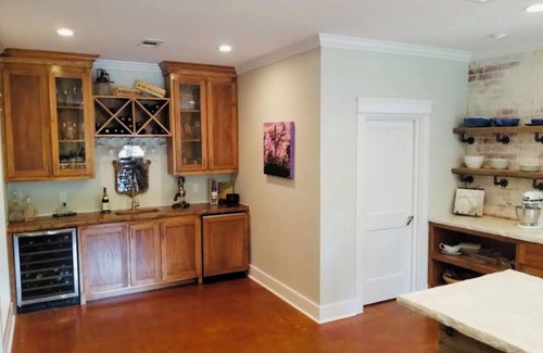 Water Valley House | Chef designed kitchen, 3 living spaces, surrounded by woods for privacy!