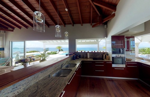 Grand Case Villa | Chef included by Fantasia Villas: Villa Dreamin Blue