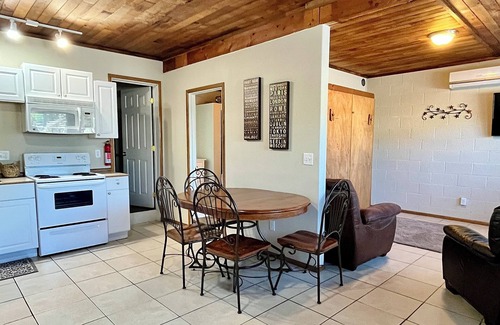 Chelan House | Chelan Cozy Getaway: Pet-Friendly, Downtown, WIFI, Steps to Riverwalk Park