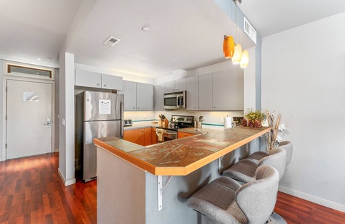 Chelan Condo | Chelan Resort Suites - Lakeside Serenity