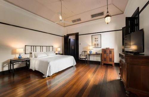 Downtown George Town Hotel | Cheong Fatt Tze - The Blue Mansion