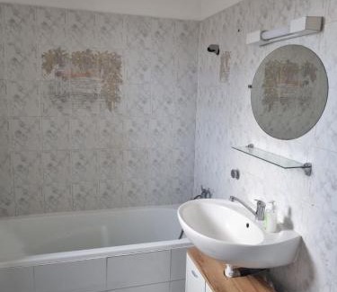 Villeneuve-les-Maguelone House | Cherifa