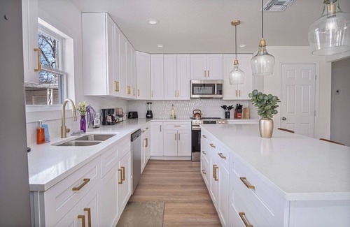 Near East Side House | Cherish Every Moment 4BR/3BA So Close to Riverwalk